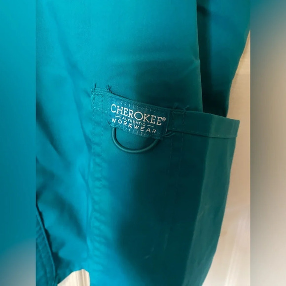 Cherokee Scrub Set - Picture 3 of 8